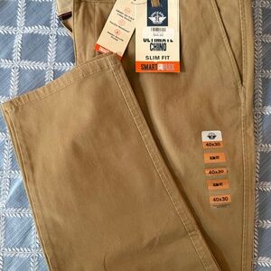 NWT Men's Dockers Chino Slim Fit Pants 40x30